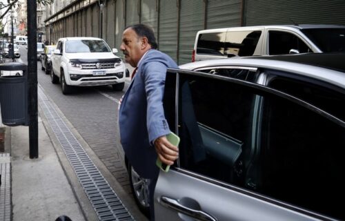 cristina-llamo-a-quintela-pero-el-riojano-esta-sin-senal